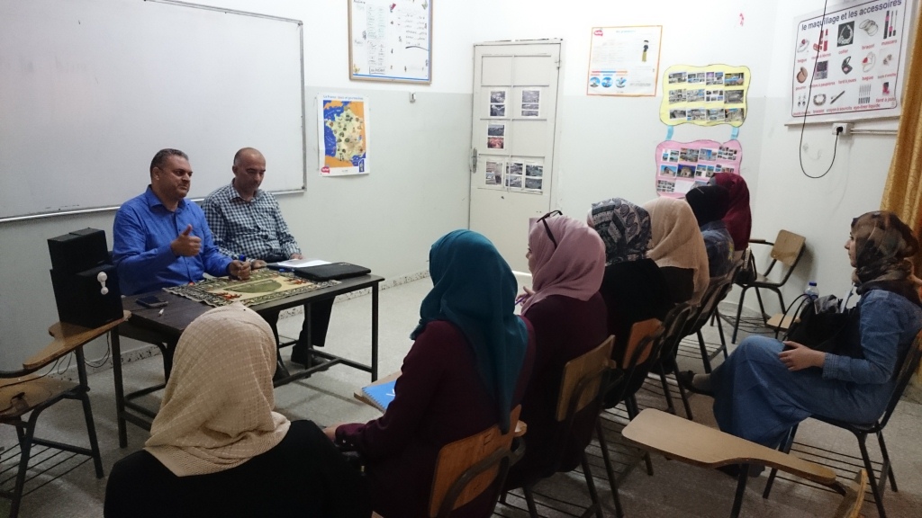 ورش عمل حول استراتيجيات التدريب الميداني لطلبة المستوى الرابع بقسم اللغة الفرنسية