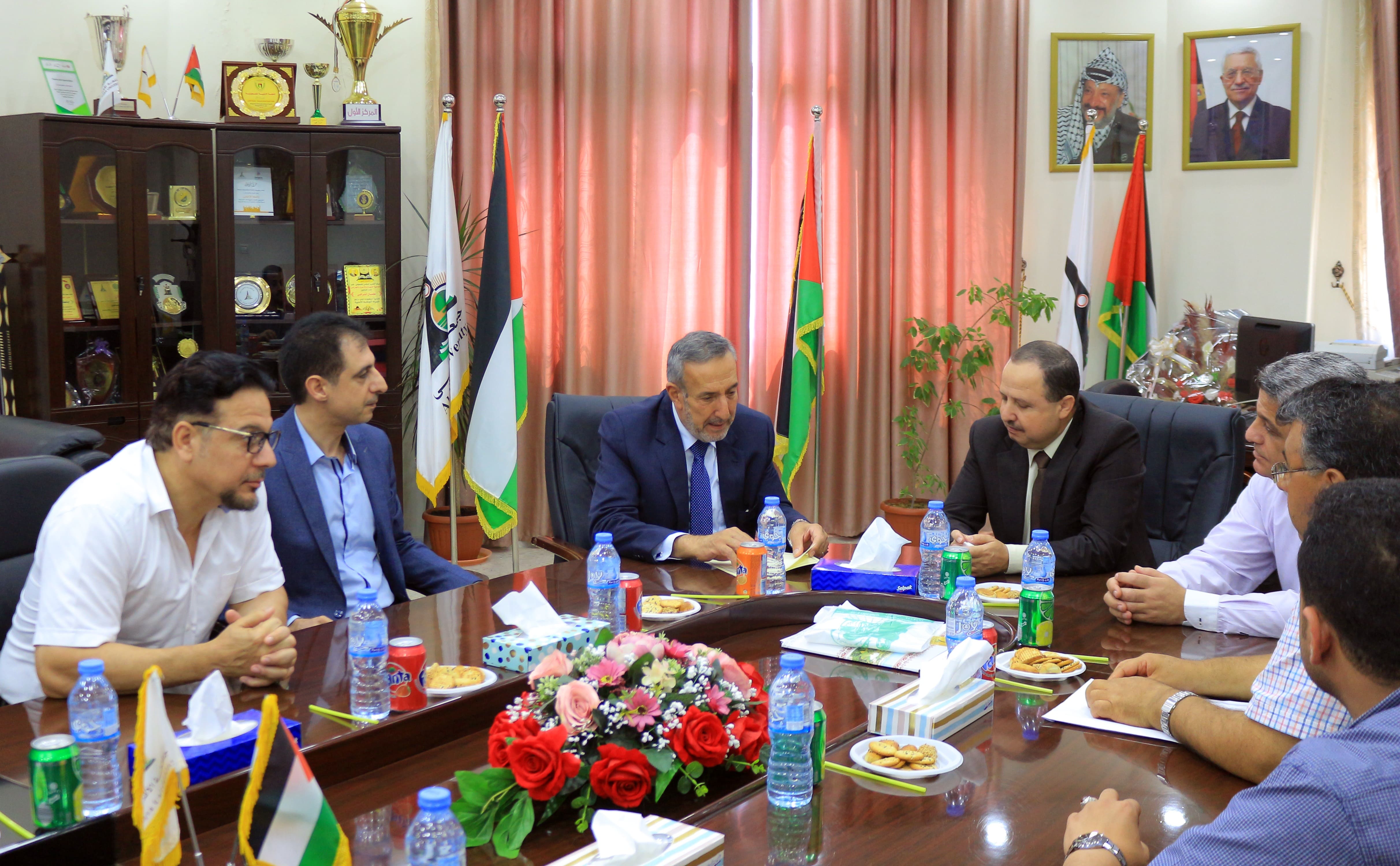 في باكورة التعاون بينهم،،، جامعة الأقصى ومحطة توليد كهرباء غزة وشركة غزة لتوليد الكهرباء يوقعون مذكرة تفاهم