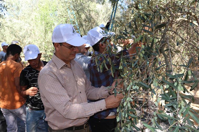 نفذت شئون التنمية وخدمة المجتمع في جامعة الأقصى بالتنسيق مع عمادة شؤون الطلبة يوم السبت الموافق الرابع عشر من أكتوبر للعام 2017،