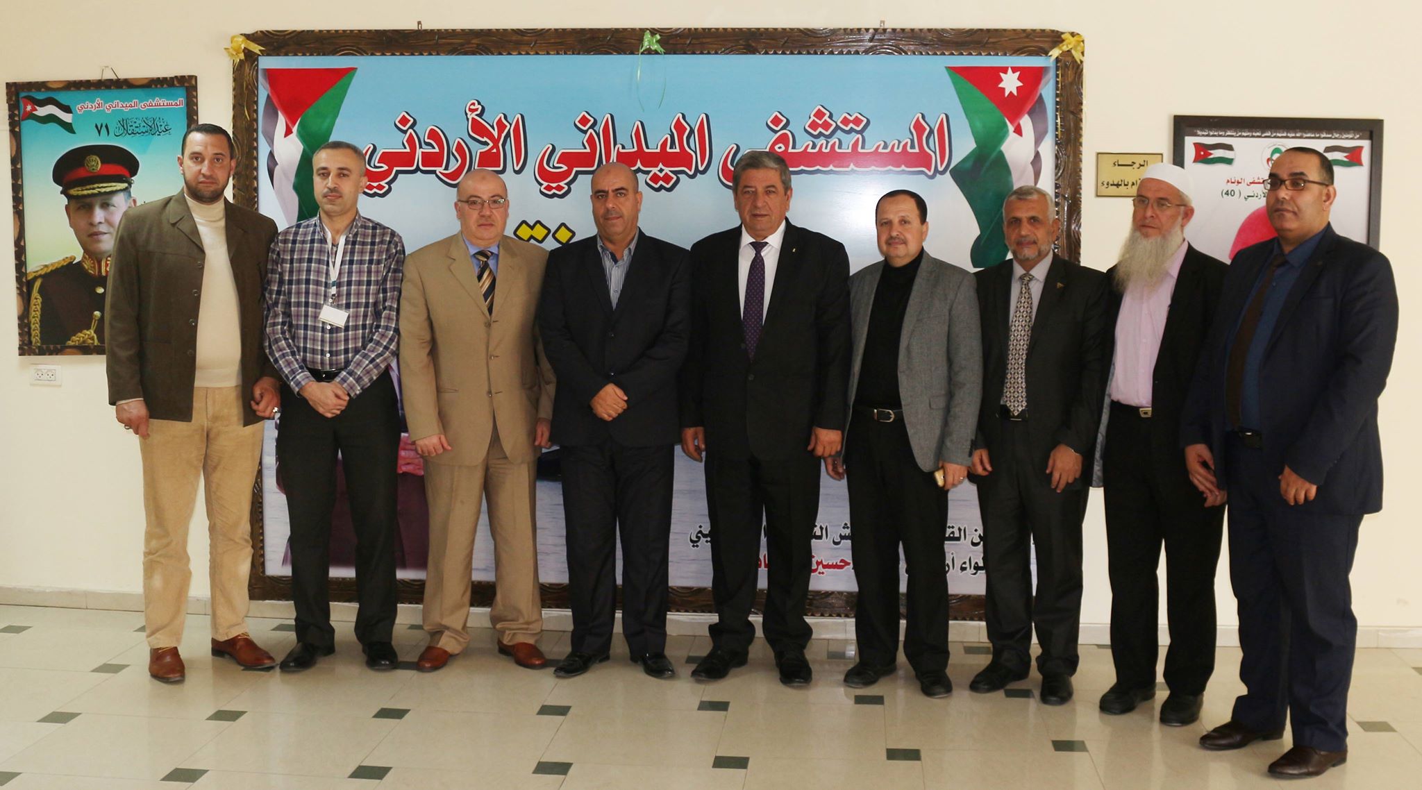 وفد من الجامعة يزور المستشفى الميداني الأردني غزة -51