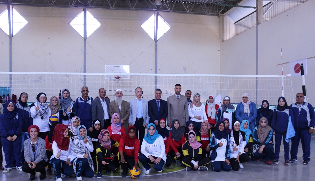 In the presence of Ambassador of Japan , Al-Aqsa  University concludes the Universities Championship of  Volleyball and Table Tennis
